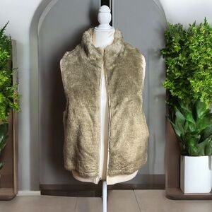 Ann Taylor reversible faux fur/sweater vest, size L